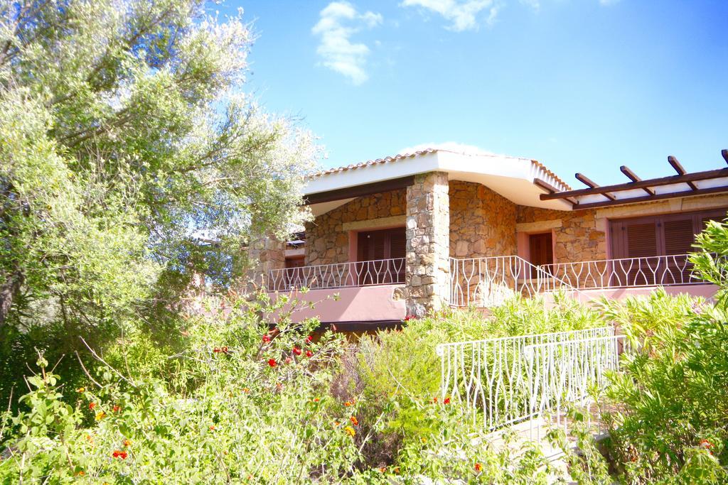 Residenze Dei Fiori Villa Porto Rotondo Eksteriør bilde